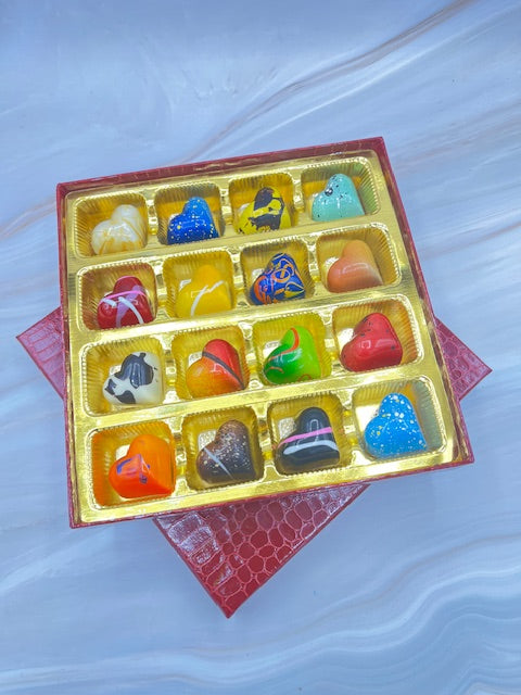16 Piece Valentine's Box